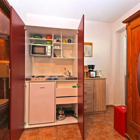 Fuer 2 Personen Ca 18 Qm In Pula, Istrien Istrische Riviera *